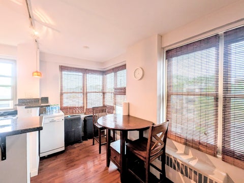 Tiny photo for 2610 W Balmoral Avenue #306, Chicago, IL 60625 (MLS # 12656160)