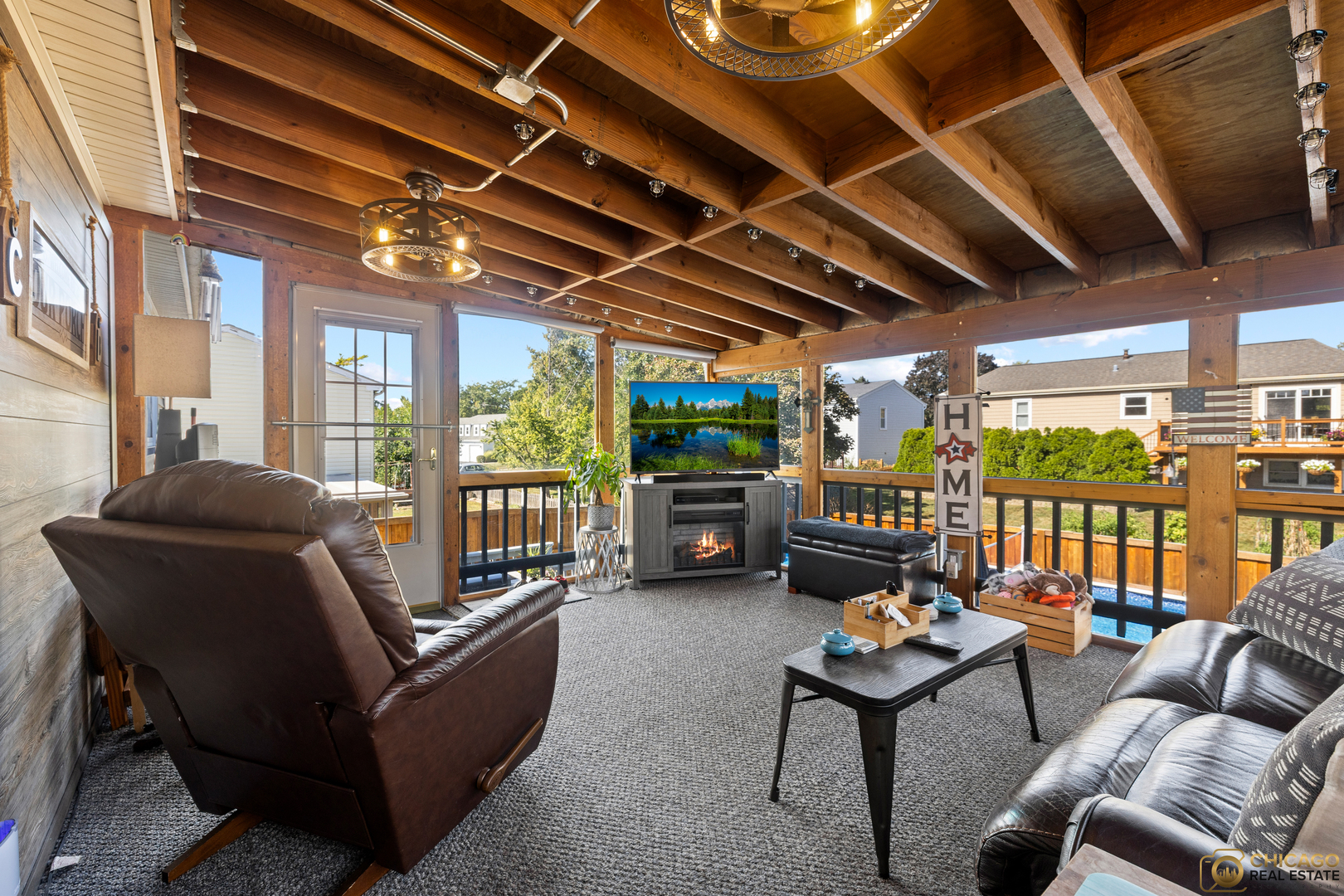 Roselle, Illinois 60172, United States, 3 Bedrooms Bedrooms, ,2 BathroomsBathrooms,Residential,Active,215819