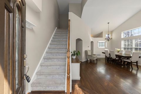 Tiny photo for 604 Berkshire Court, Oswego, IL 60543 (MLS # 12577430)