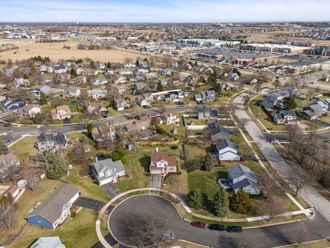 Tiny photo for 604 Berkshire Court, Oswego, IL 60543 (MLS # 12577430)