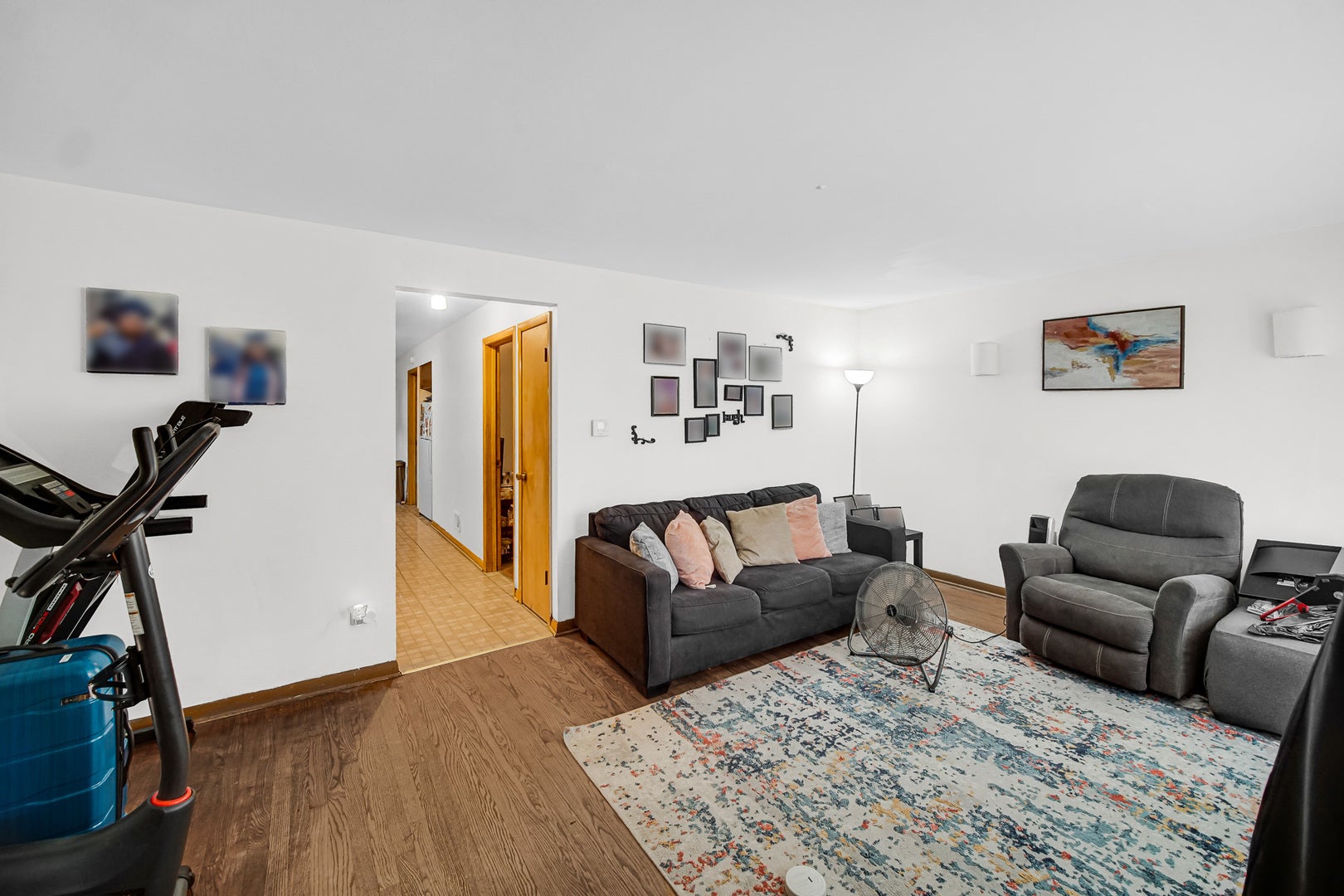 2970 W Columbus Avenue