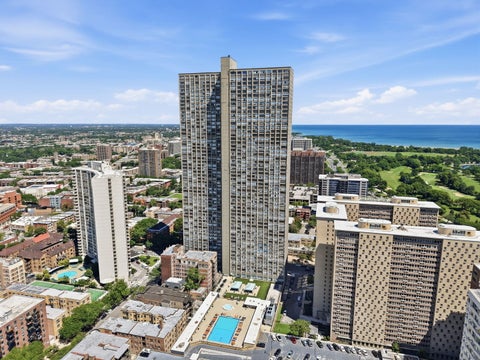 Tiny photo for 655 W IRVING PARK Road #1704, Chicago, IL 60613 (MLS # 12708518)