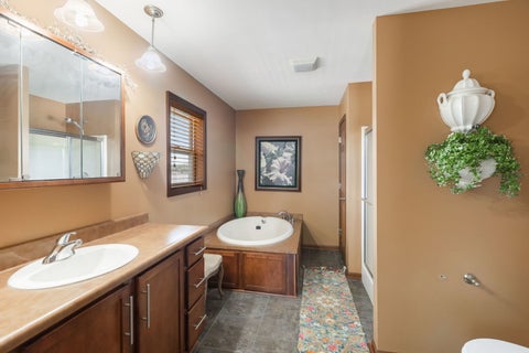 Tiny photo for 2019 N Woodlawn Park Avenue, McHenry, IL 60051 (MLS # 12707709)
