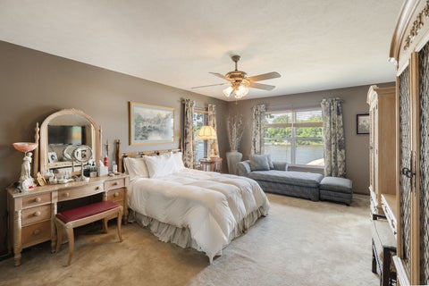 Tiny photo for 2019 N Woodlawn Park Avenue, McHenry, IL 60051 (MLS # 12707709)