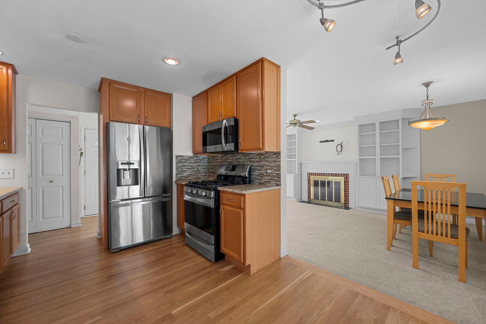 7 Greystone Court