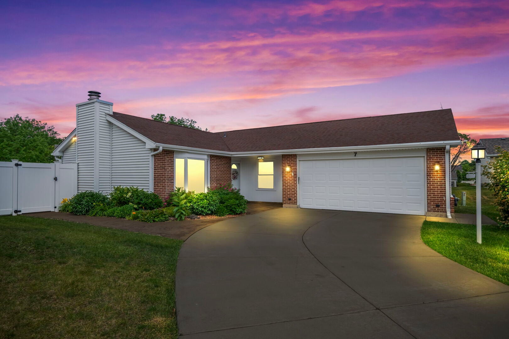 7 Greystone Court