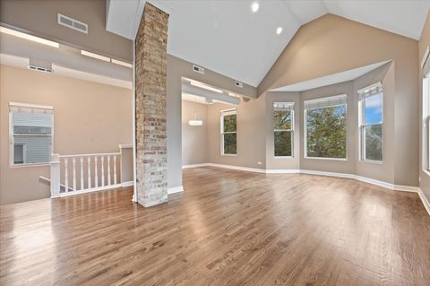 Tiny photo for 2924 N Talman Avenue #3, Chicago, IL 60618 (MLS # 12511637)