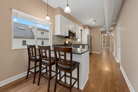 Tiny photo for 2924 N Talman Avenue #3, Chicago, IL 60618 (MLS # 12511637)