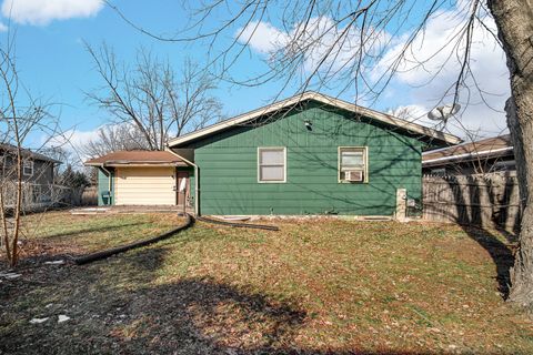 Tiny photo for 1226 Arnold Avenue, Rockford, IL 61108 (MLS # 12538248)