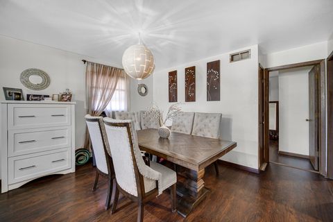 Tiny photo for 1226 Arnold Avenue, Rockford, IL 61108 (MLS # 12538248)