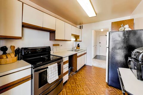 Tiny photo for 5455 N Sheridan Road #1015, Chicago, IL 60640 (MLS # 12520735)