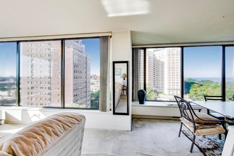 Tiny photo for 5455 N Sheridan Road #1015, Chicago, IL 60640 (MLS # 12520735)