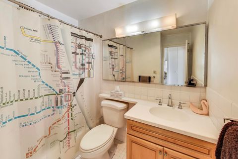 Tiny photo for 5455 N Sheridan Road #1015, Chicago, IL 60640 (MLS # 12520735)