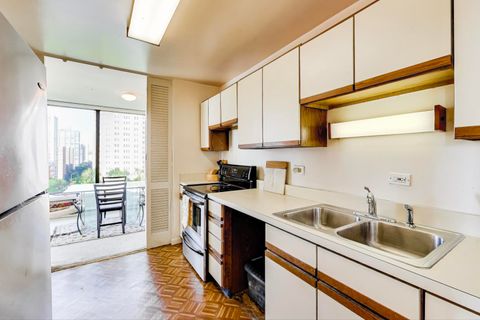 Tiny photo for 5455 N Sheridan Road #1015, Chicago, IL 60640 (MLS # 12520735)