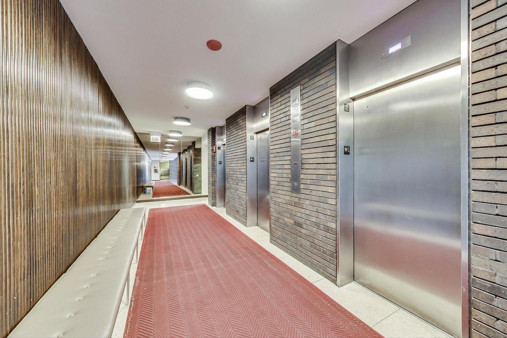 5455 N Sheridan Road 1015