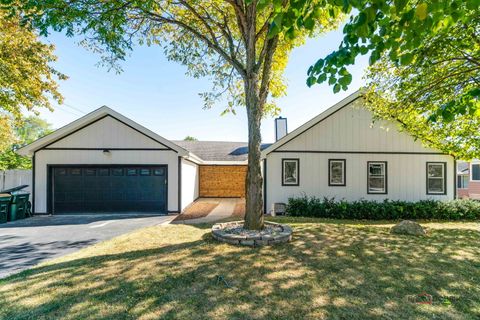 A home in Glen Ellyn