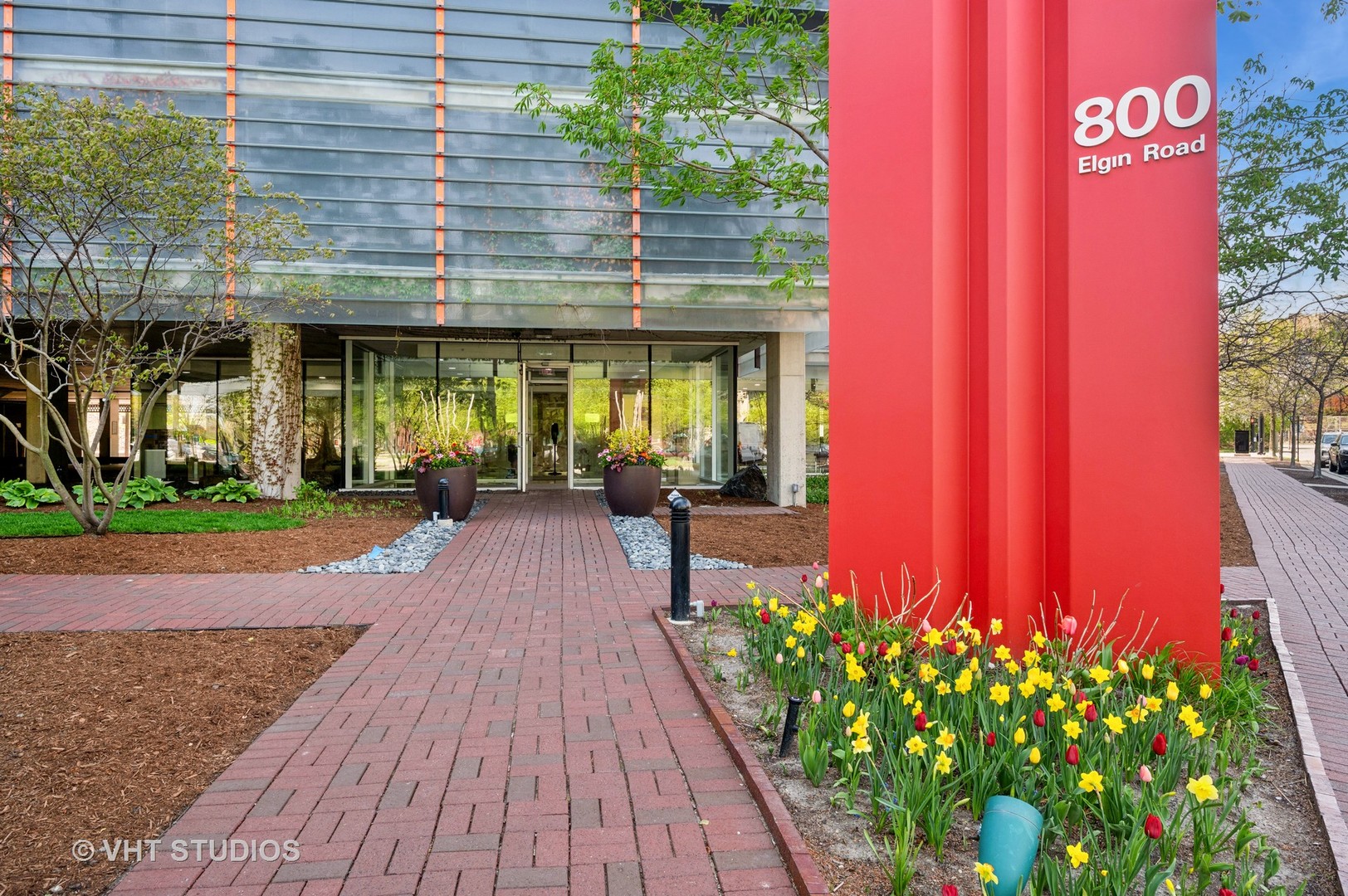 800 Elgin Road PH08
