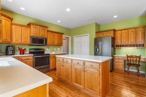 Tiny photo for 2208 Mullikin Drive, Champaign, IL 61822 (MLS # 12627161)