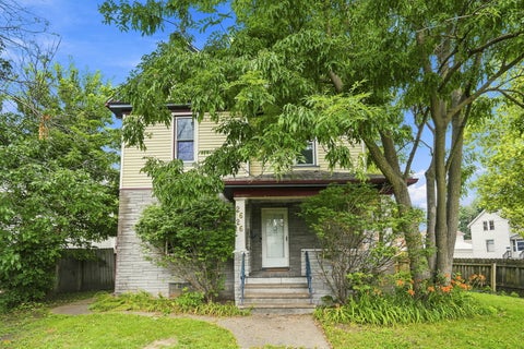 Photo of 2626 Brady Street, Davenport, IA 52803 (MLS # 12716476)