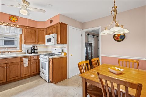 Tiny photo for 10055 S Fairfield Avenue, Chicago, IL 60655 (MLS # 12638025)