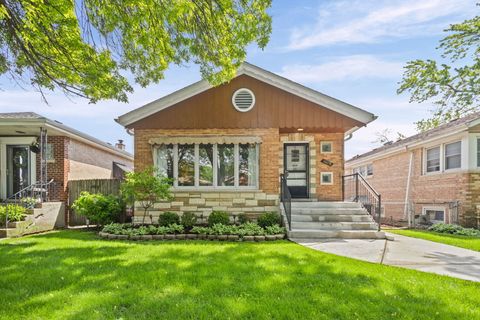 Photo of 10055 S Fairfield Avenue, Chicago, IL 60655 (MLS # 12638025)