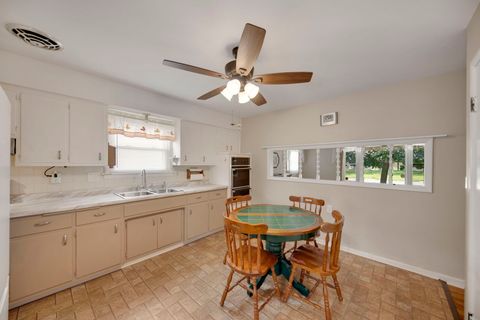 Tiny photo for 1847 Sunnyside Avenue, Kankakee, IL 60901 (MLS # 12434223)