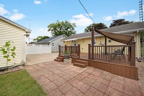 Tiny photo for 1847 Sunnyside Avenue, Kankakee, IL 60901 (MLS # 12434223)