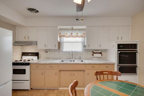 Tiny photo for 1847 Sunnyside Avenue, Kankakee, IL 60901 (MLS # 12434223)