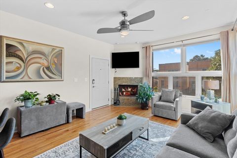 Tiny photo for 450 E Bowen Avenue #2W, Chicago, IL 60653 (MLS # 12561817)