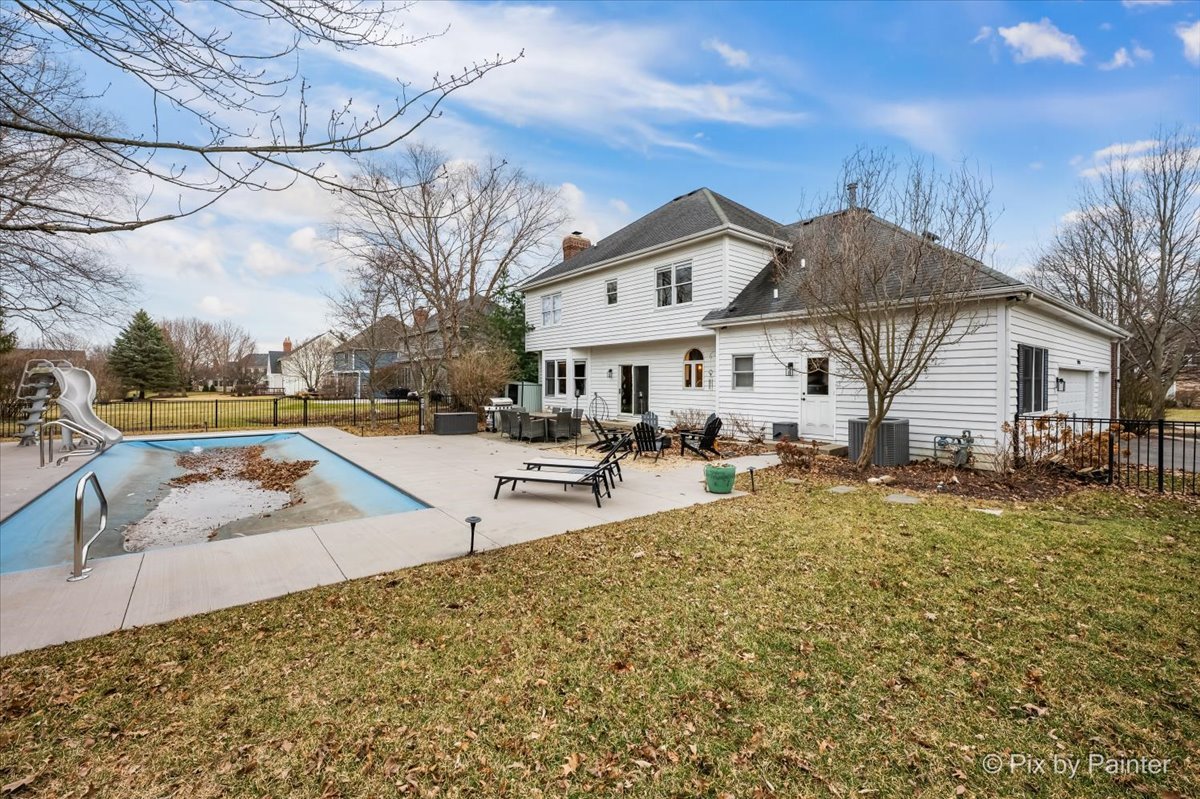 39W901 Carl Sandburg Road