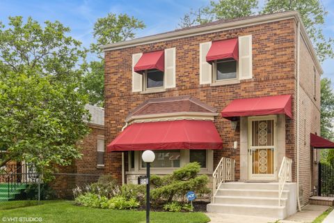 9740 S Ellis Avenue Chicago IL 60628