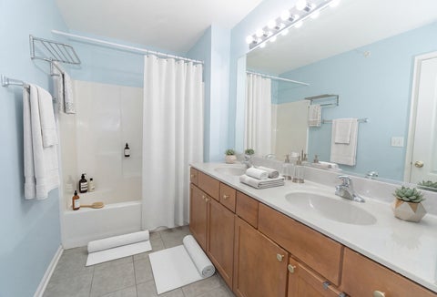 Tiny photo for 1299 W Lake Street #302, Addison, IL 60101 (MLS # 12707568)