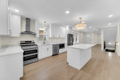 Tiny photo for 6341 N Campbell Avenue, Chicago, IL 60659 (MLS # 12714135)