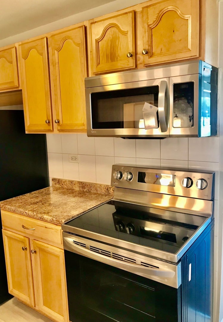 850 E Old Willow Road 116