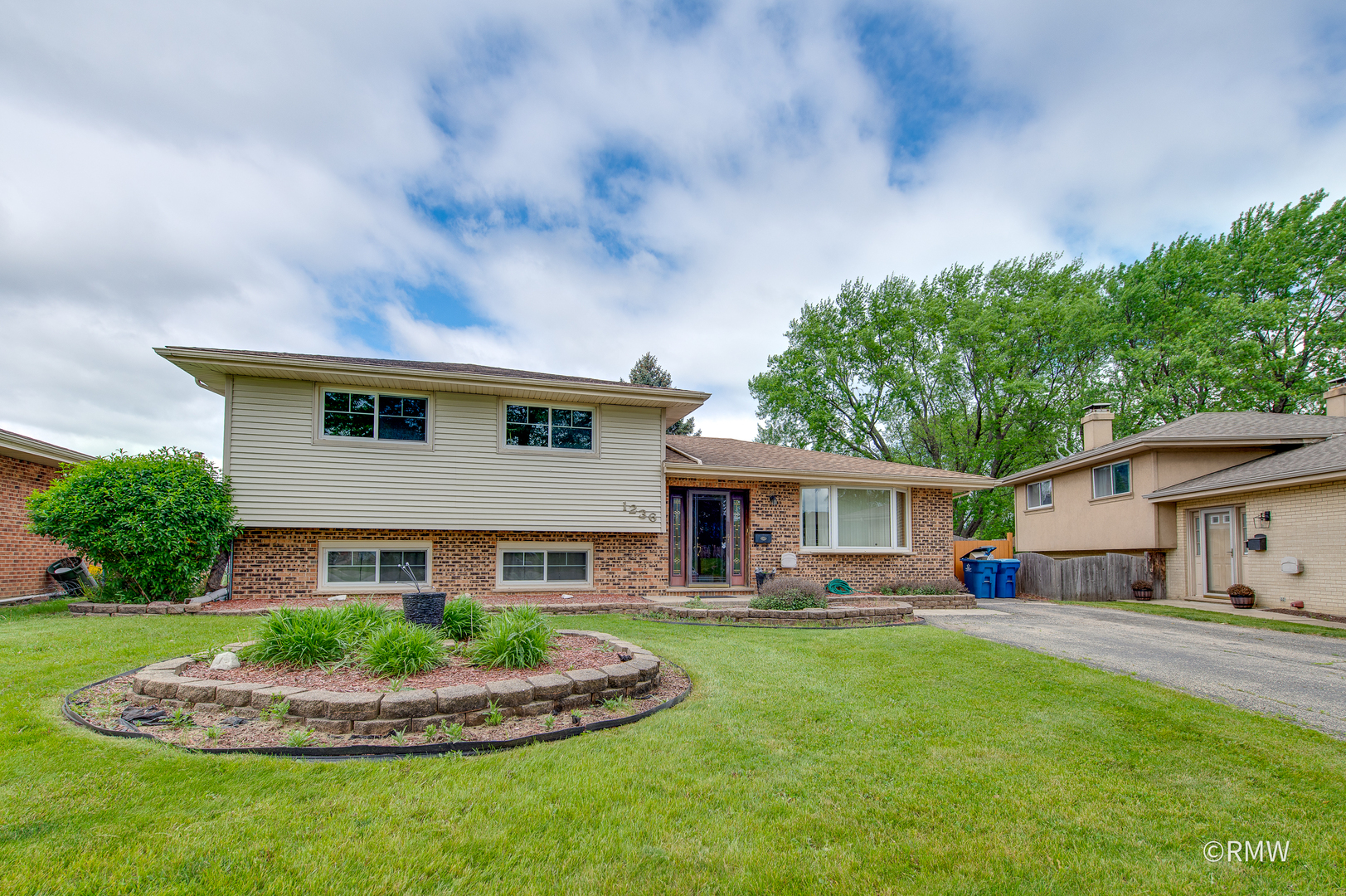 1236 N FISCHER Drive
