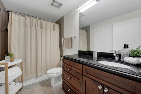 Tiny photo for 811 W 15th Place #804, Chicago, IL 60608 (MLS # 12682753)