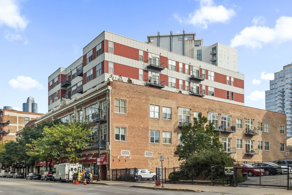 Photo for 1631 S Michigan Avenue #604, Chicago, IL 60616 (MLS # 12496905)