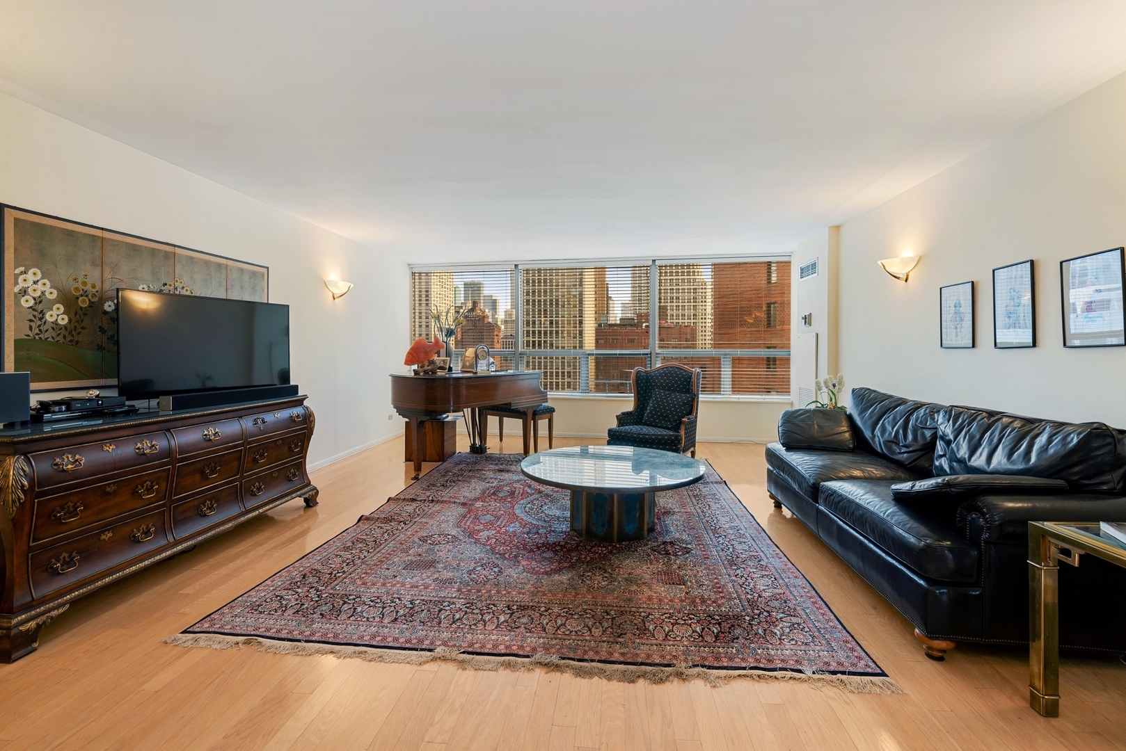 110 E Delaware Place 2004