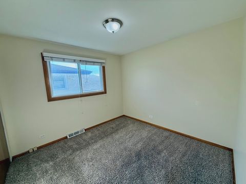 Tiny photo for 3320 191st Street, Lansing, IL 60438 (MLS # 12484428)