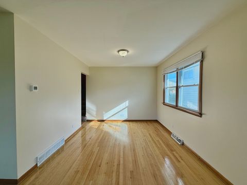 Tiny photo for 3320 191st Street, Lansing, IL 60438 (MLS # 12484428)