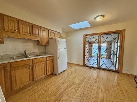 Tiny photo for 3320 191st Street, Lansing, IL 60438 (MLS # 12484428)