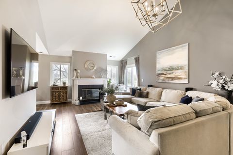 Tiny photo for 1017 Auburn Lane #1017, Buffalo Grove, IL 60089 (MLS # 12618304)