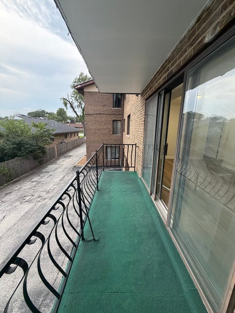 Tiny photo for 9051 S Roberts Road #205, Hickory Hills, IL 60457 (MLS # 12740037)