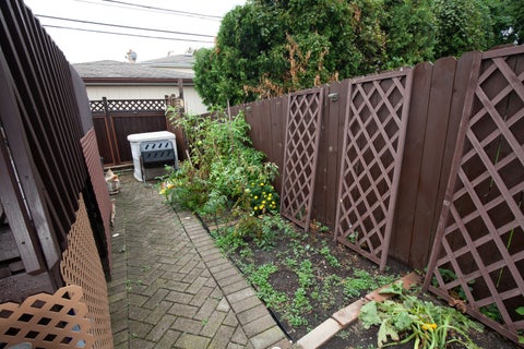 Tiny photo for 9430 S 69th Avenue, Oak Lawn, IL 60453 (MLS # 12764937)