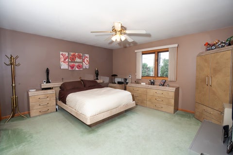 Tiny photo for 9430 S 69th Avenue, Oak Lawn, IL 60453 (MLS # 12764937)