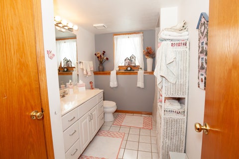 Tiny photo for 9430 S 69th Avenue, Oak Lawn, IL 60453 (MLS # 12764937)