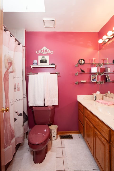 Tiny photo for 9430 S 69th Avenue, Oak Lawn, IL 60453 (MLS # 12764937)