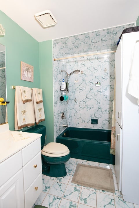 Tiny photo for 9430 S 69th Avenue, Oak Lawn, IL 60453 (MLS # 12764937)