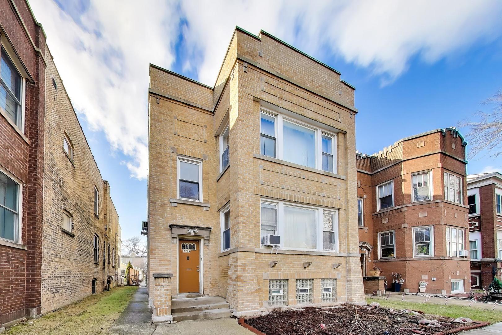 3738 N Richmond Street