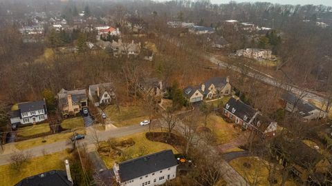 Tiny photo for 219 Woodland Road, Highland Park, IL 60035 (MLS # 12550765)